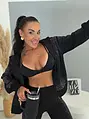 Čierna mikina s kapucňou na zips s kamienkami GLAM