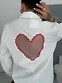 Biela košeľa so vzorom srdiečok na chrbte HEART