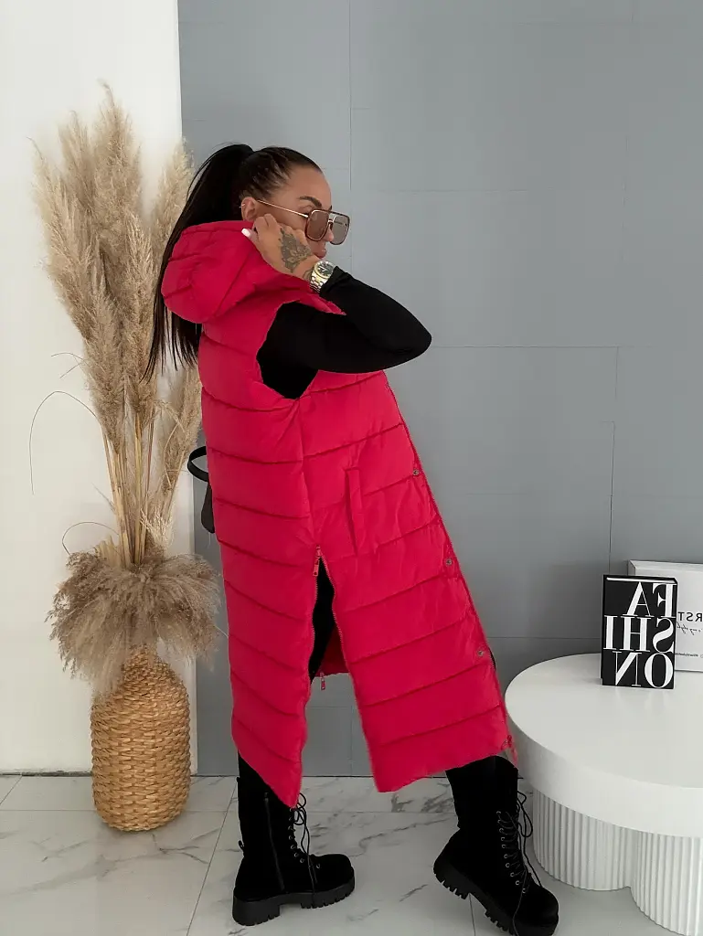 Dlhá vesta s kapucňou RED - next