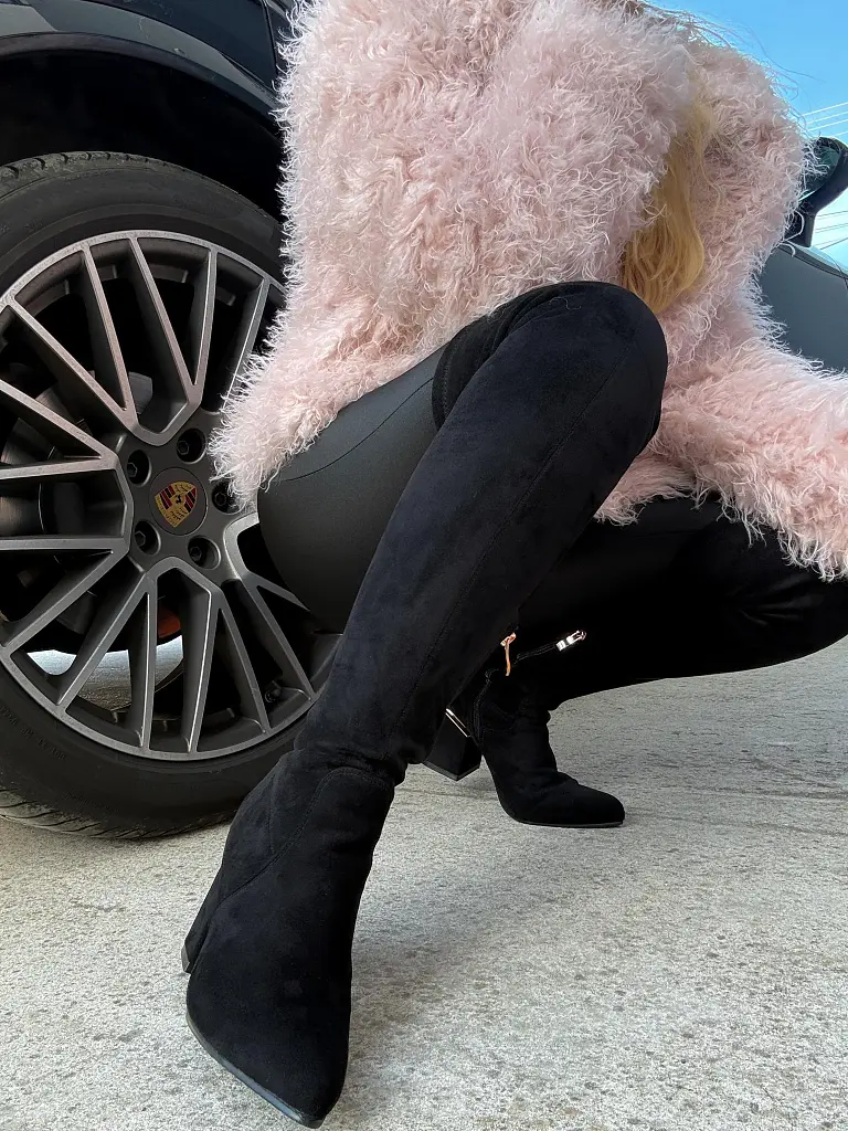 Semišové elastické čižmy nad kolená JEANNE - next